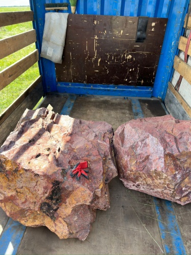 Ландшафтные глыбы красно-фиолетовые 200-1000 килограмм купить в Видном