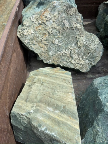 Ландшафтные глыбы зелёные 200-500 килограмм купить в Видном