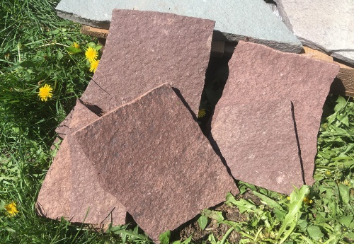 Плитняк лемезит бордовый для цоколя 1,5-2 см купить в Видном