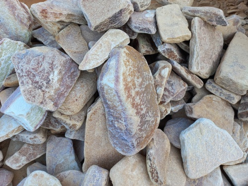 Златолит жёлтый, жёлто-зелёный глыбки и валуны для ланшафтного дизайна купить в Видном