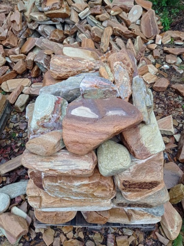 Златолит жёлтый, жёлто-зелёный глыбки и валуны для ланшафтного дизайна купить в Видном