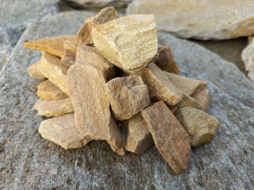 Златолит жёлтый декоративная каменная крошка купить в Видном