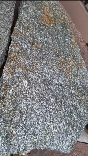 Плитняк златолит серебристый для цоколя, отмостки купить в Видном