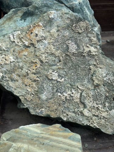 Ландшафтные глыбы зелёные 200-500 килограмм купить в Видном