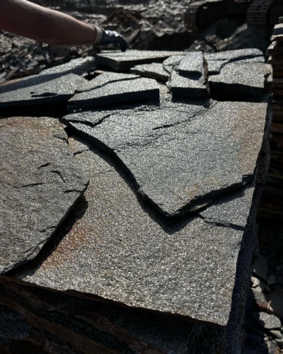 Плитняк златолит серебристый для фасада купить в Видном