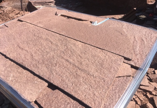 Плитняк лемезит бордовый для ступеней 20-25 мм купить в Видном